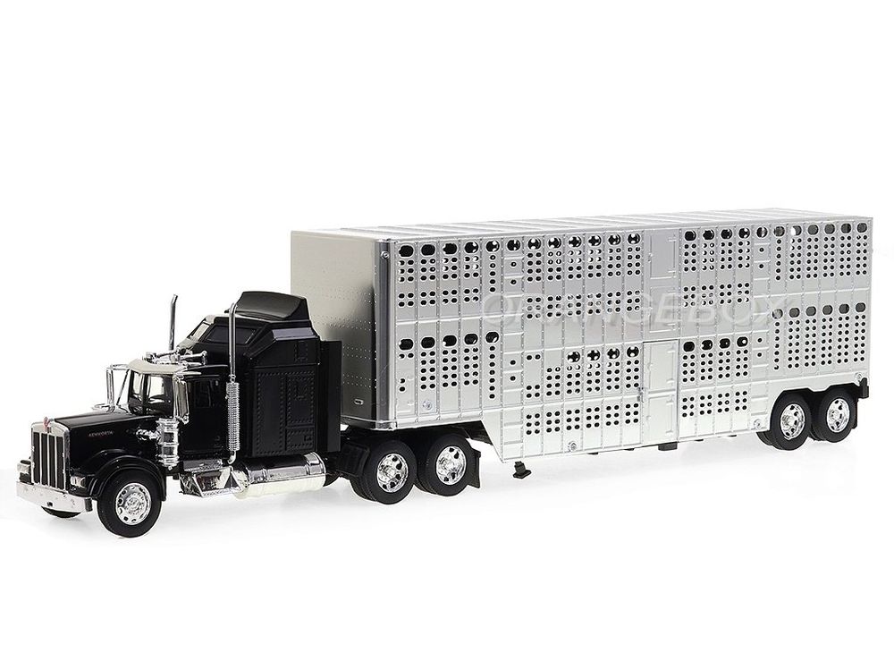 Caminhão Kenworth W900 + Carreta de Porcos