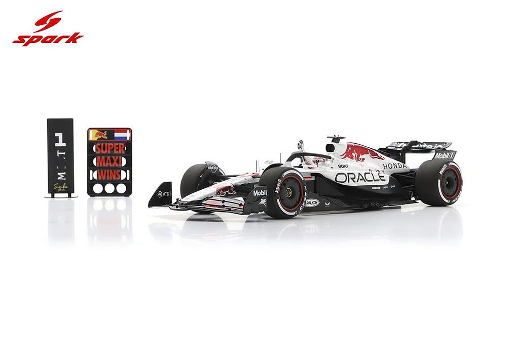 Fórmula 1 Oracle Red Bull Racing RB21 Max Verstappen Winner GP Japão 2025