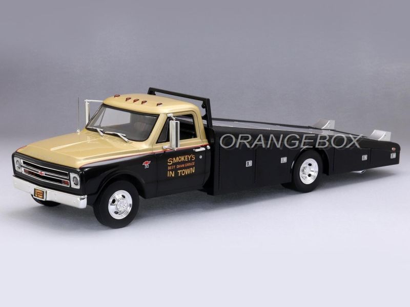 Chevrolet C-30 1967 Ramp Truck Smokey Yunick Racing Edição Limitada
