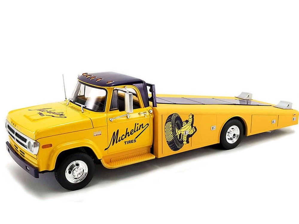 Dodge D-300 Ramp Truck Michelin