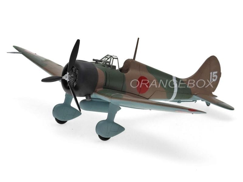 Avião A5M2 13TH Tokutai 15