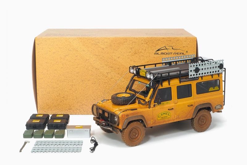 Land Rover Defender 110 Camel Trophy Sabah Malaysia 1993 Dirty