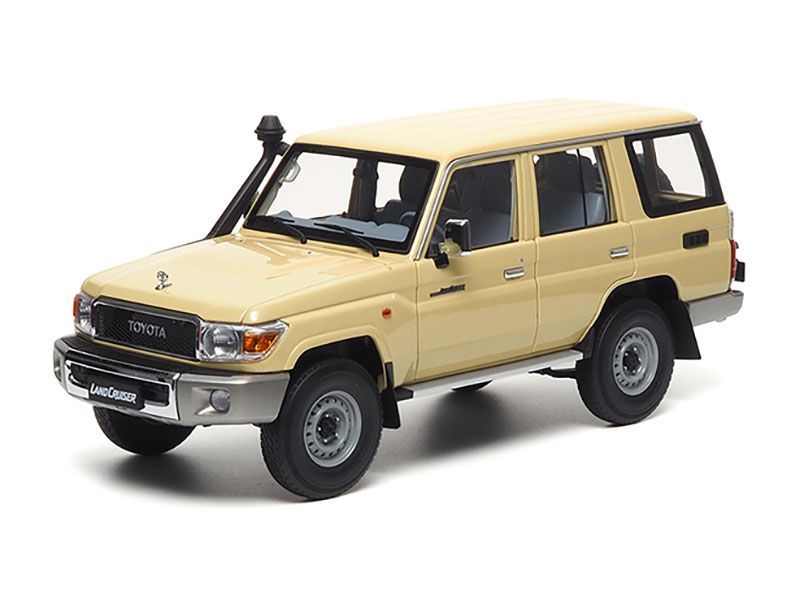 Toyota Land Cruiser 76 2017