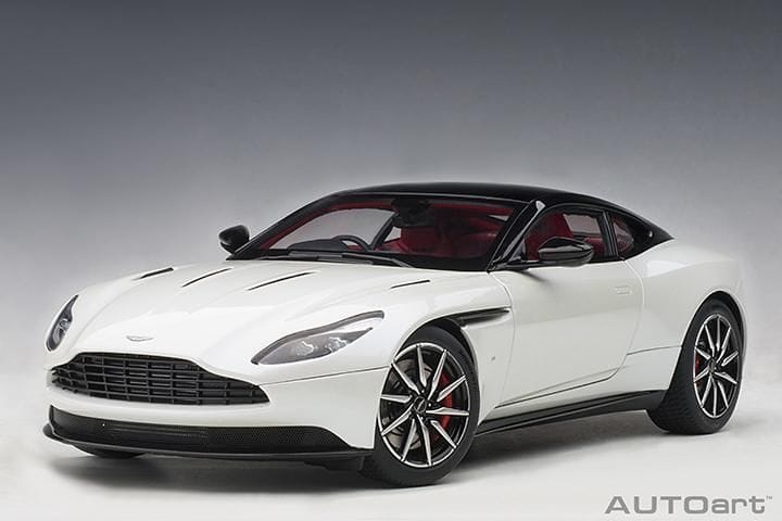 Aston Martin DB11