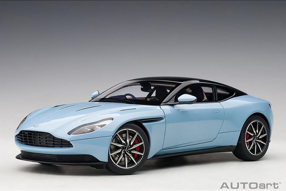 Aston Martin DB11