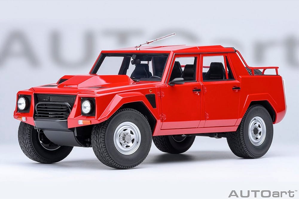 Lamborghini LM002