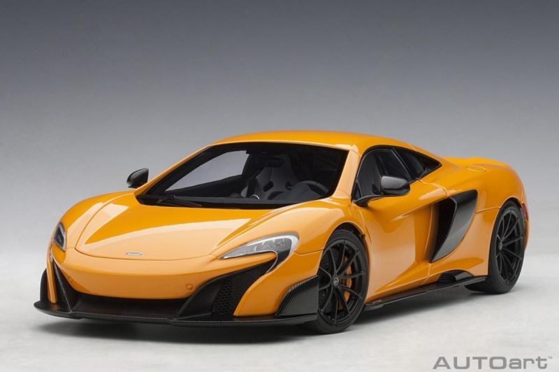 McLaren 675LT Autoart