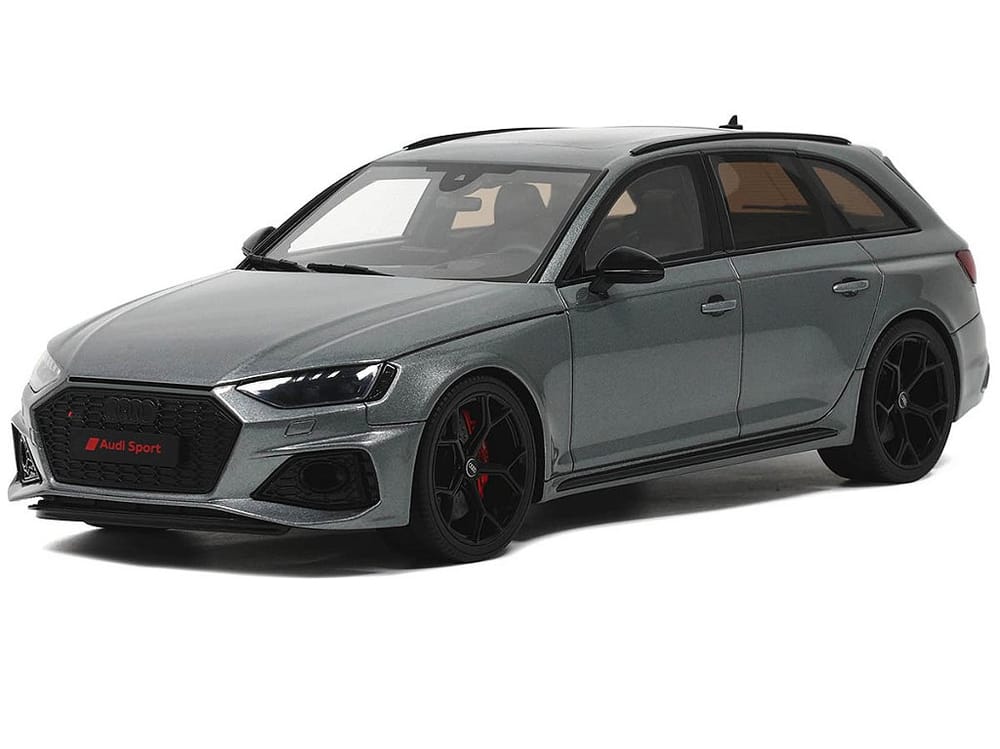 Audi RS4 Avant Competition 2023