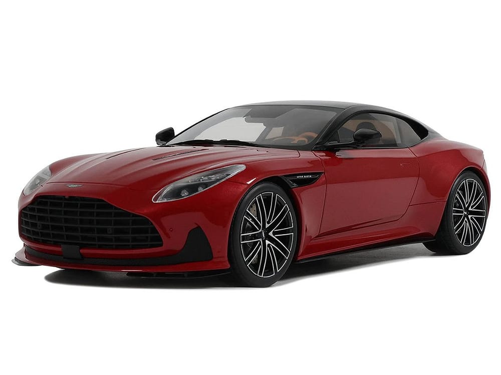 Aston Martin DB12 2023