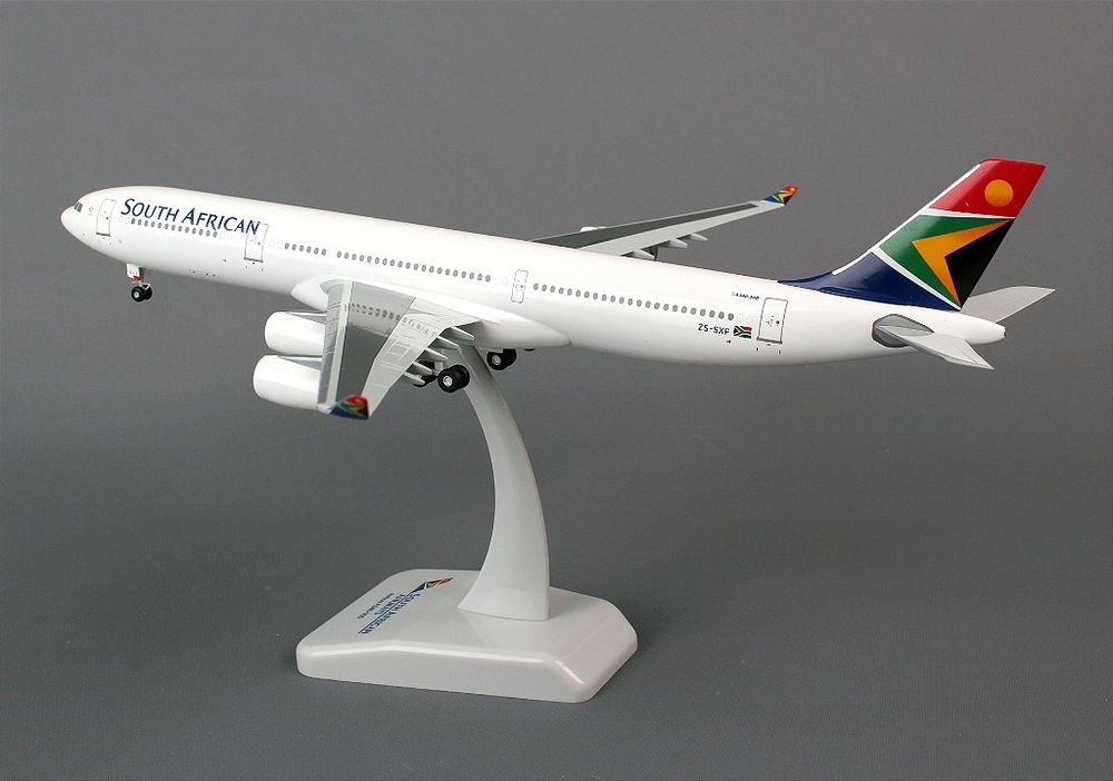 Avião Airbus A340-300 South African