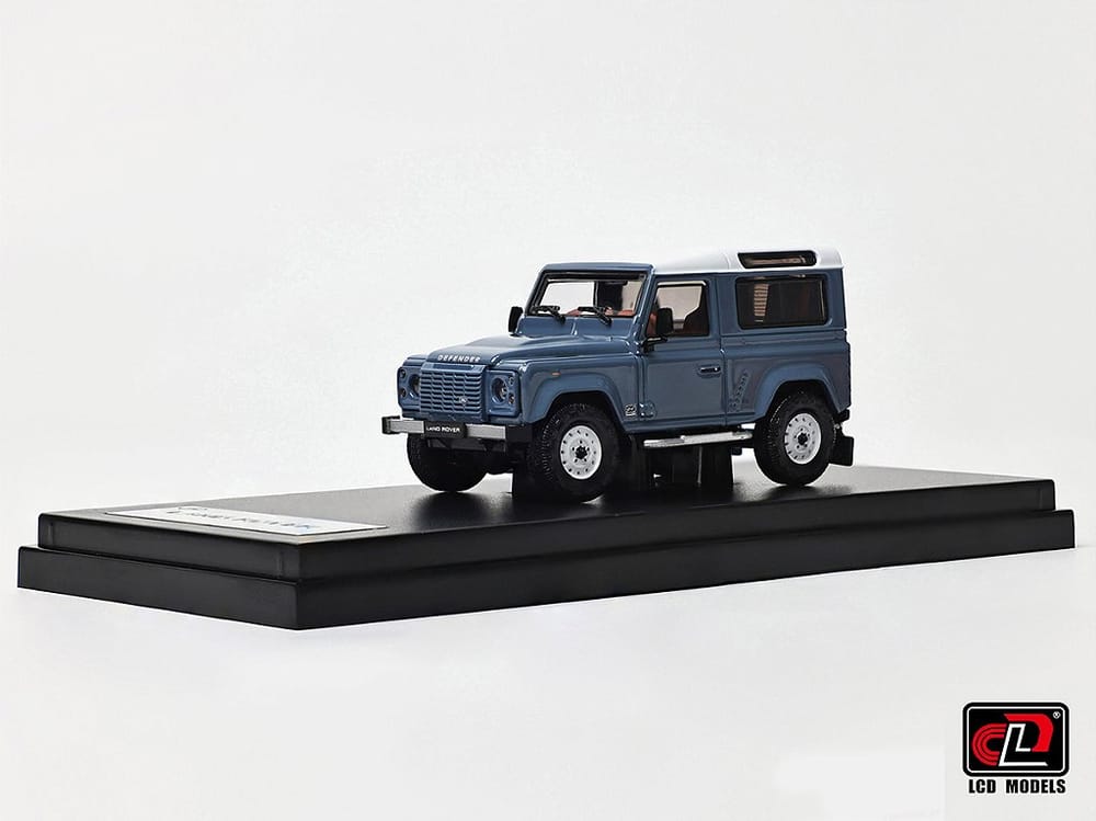 Land Rover Defender 90 V8