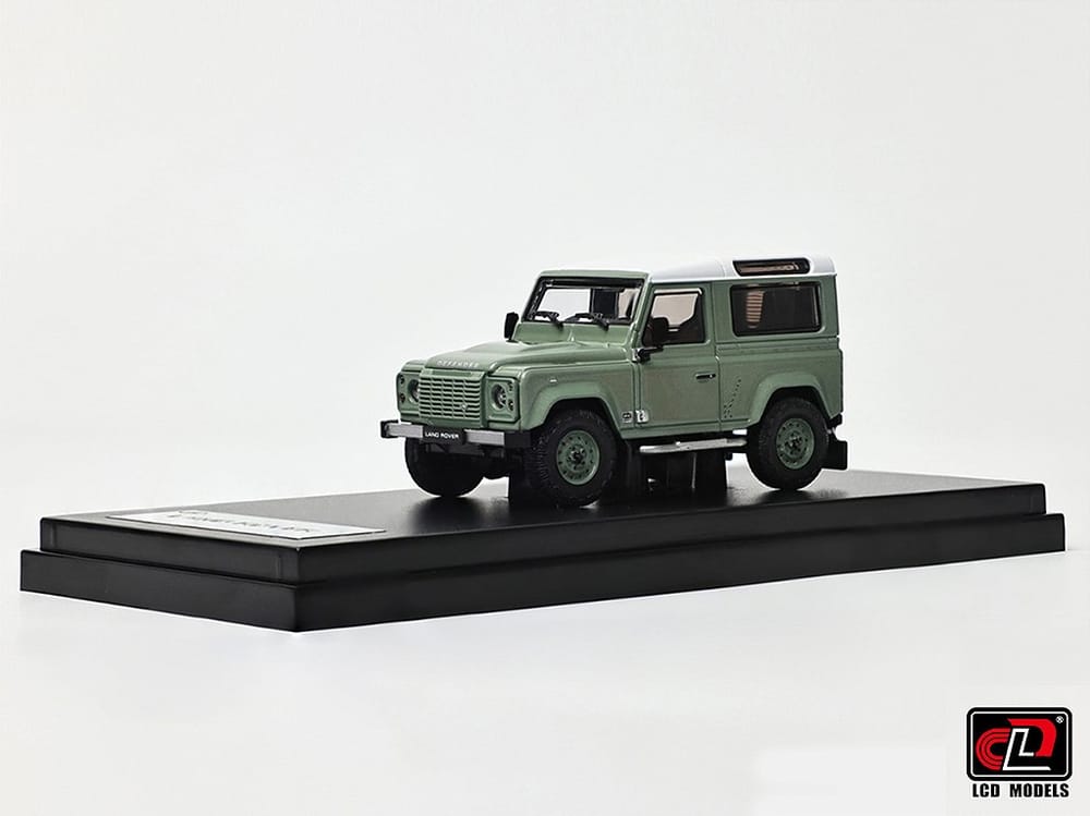Land Rover Defender 90 V8