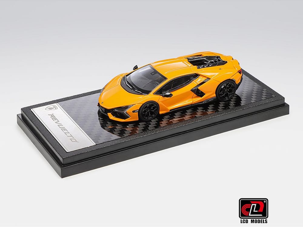 Lamborghini Revuelto