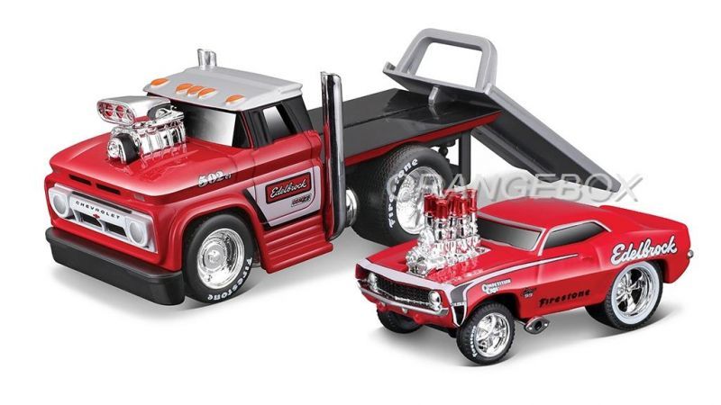 Chevrolet C60 Flatbed 1966 + Camaro SS 1969