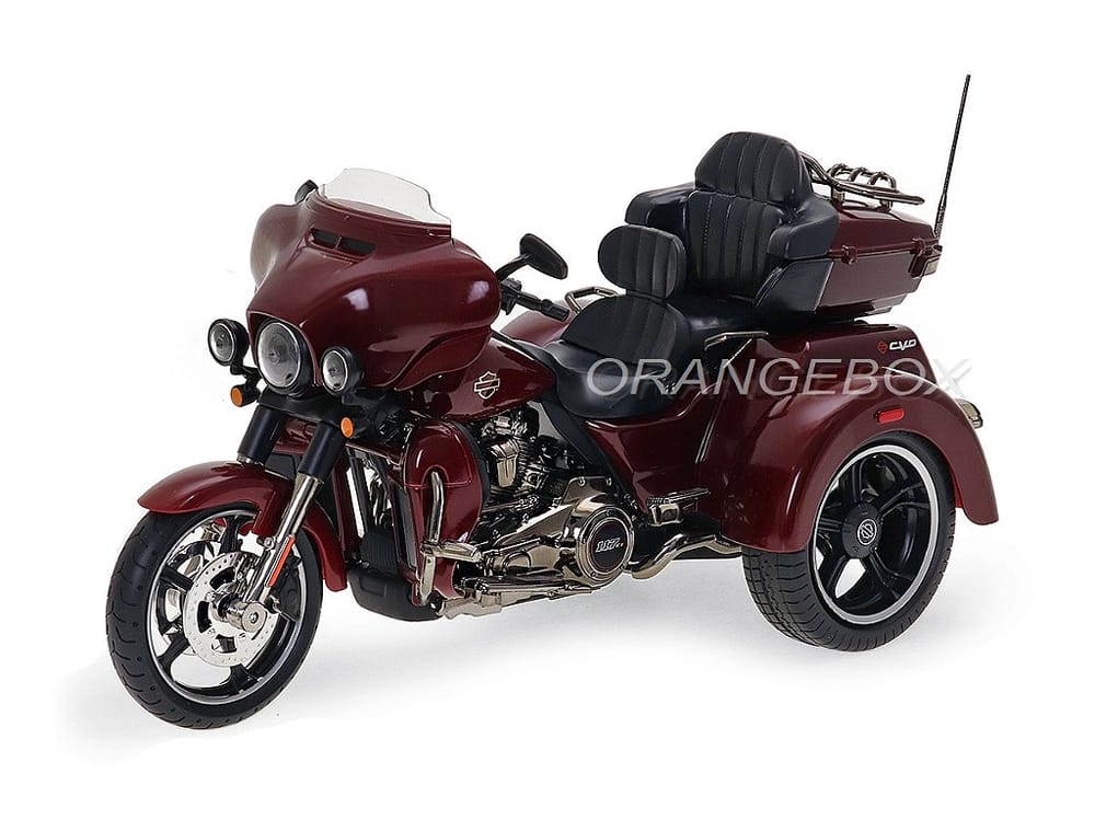 Harley Davidson CVO Tri Glide 2021 Triciclo Maisto