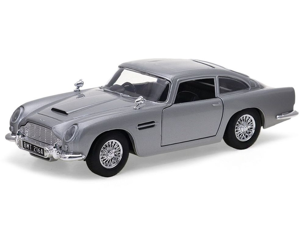 Aston Martin DB5 James Bond 007