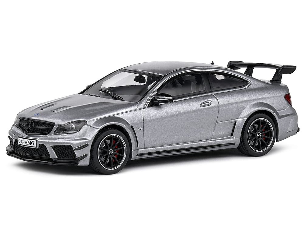 Mercedes Benz C63 AMG Black Series 2011