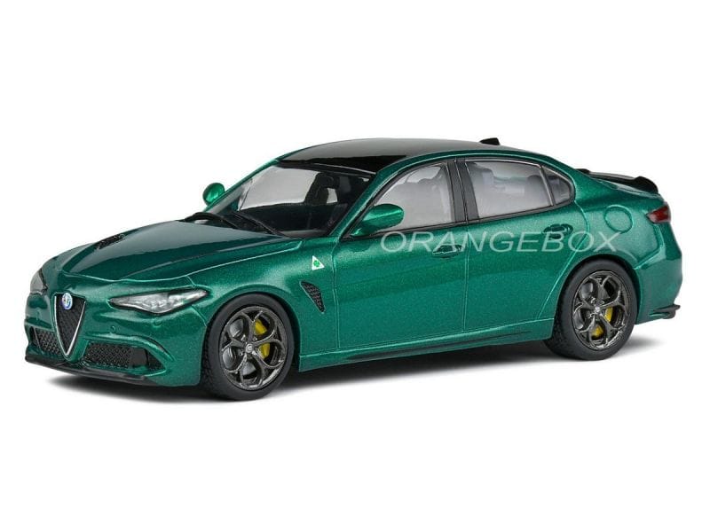 Alfa Romeo Giulia Quadrifoglio 2016