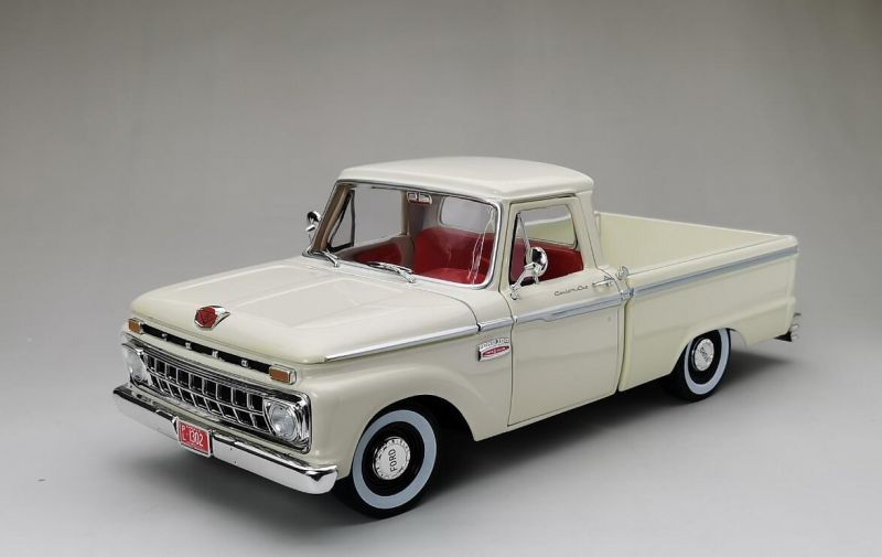Ford F-100 1965 Custom Cab Pick-Up