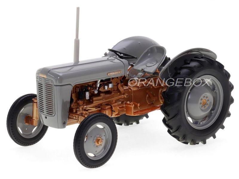 Trator Massey Ferguson FE35