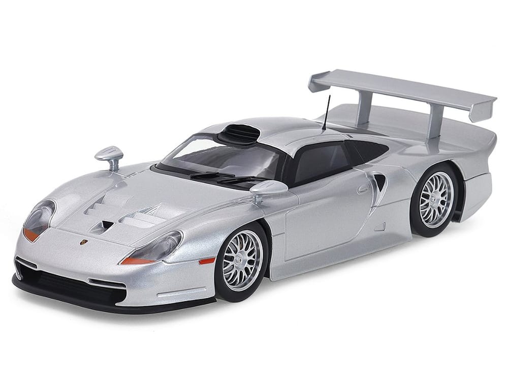 Porsche 911 GT1 Street Version 1997