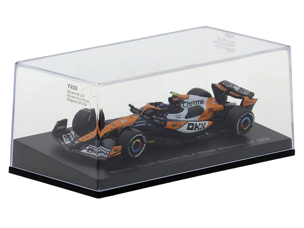 Fórmula 1 McLaren MCL38 Winner Singapore GP Lando Norris 2024
